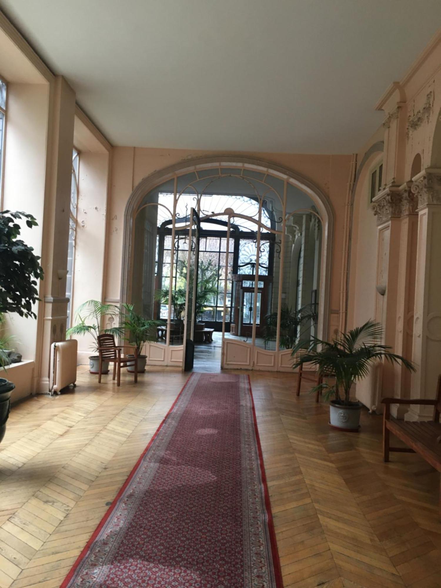 T2 Hyper Centre Le Mont Dore Face Thermes Et Cure Екстер'єр фото